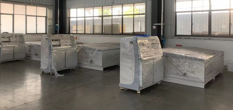 標題：燃油系統柔性導管氣密，水壓爆破，撓曲，脈沖試驗機